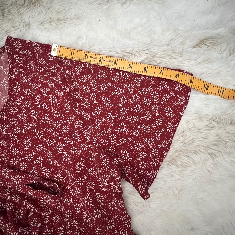 Floral Top Burgundy Red White Peplum Blouse Bow Tie Short Sleeve‎  Women's Sz L - Picture 8 of 10